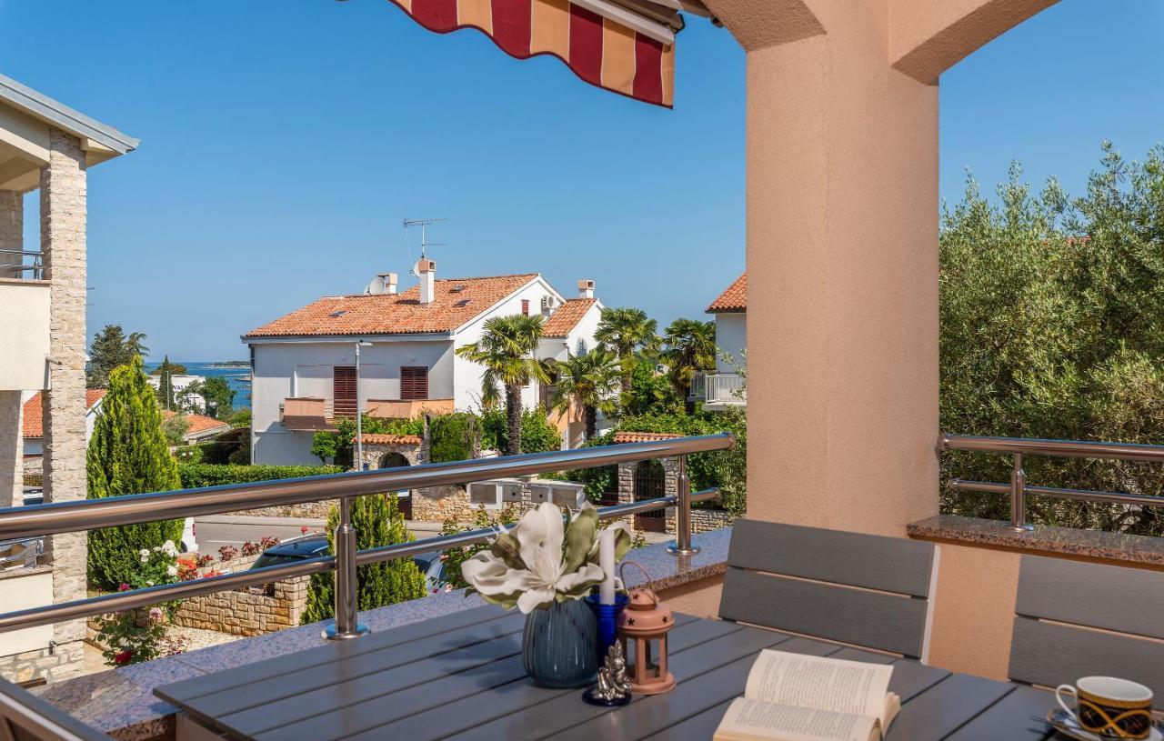 Apartments Villa Ana Porec Exterior photo