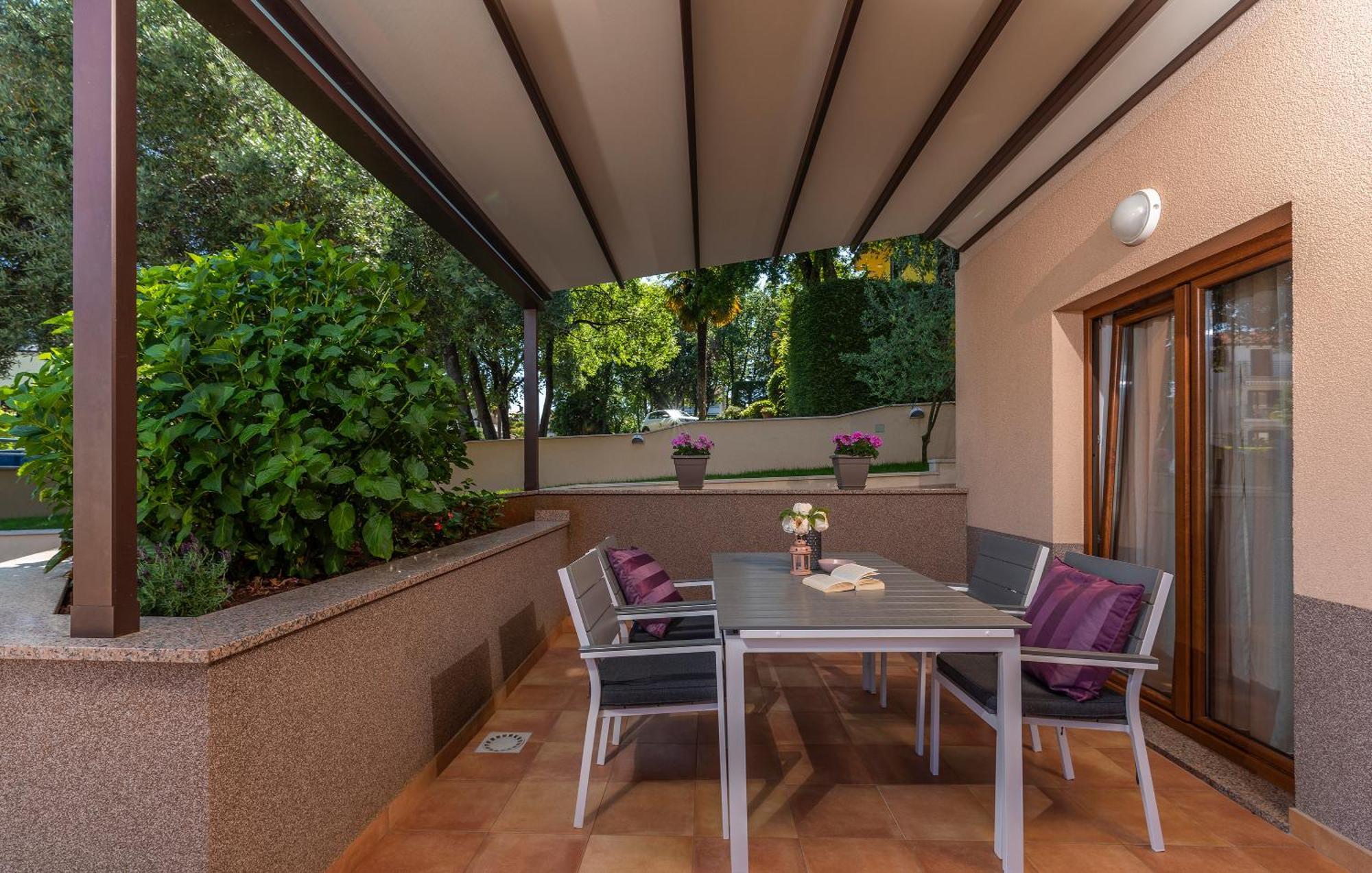 Apartments Villa Ana Porec Exterior photo