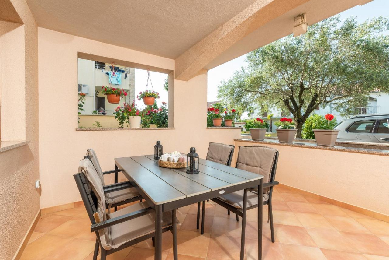 Apartments Villa Ana Porec Exterior photo