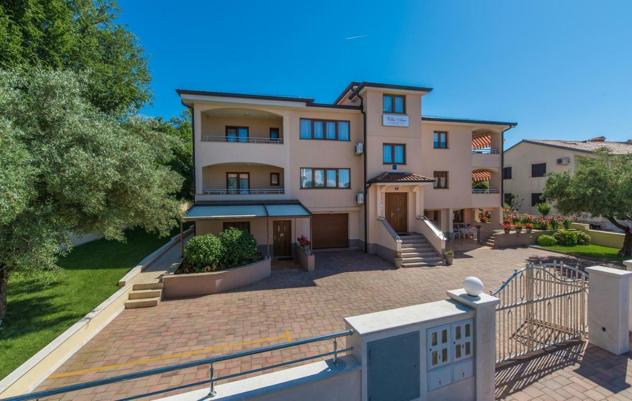 Apartments Villa Ana Porec Exterior photo